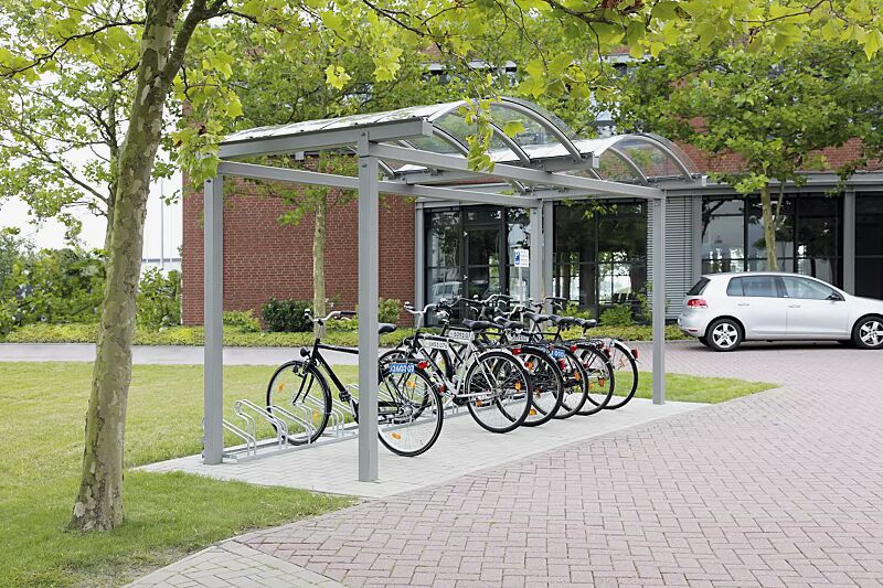 Fahrradüberdachung KALLISTO, Dachbreite x Dachtiefe 5120 mm x 2250 mm, mit Fahrradständer UNIVERSAL, Stahlkonstruktion in RAL 9007 graualuminium