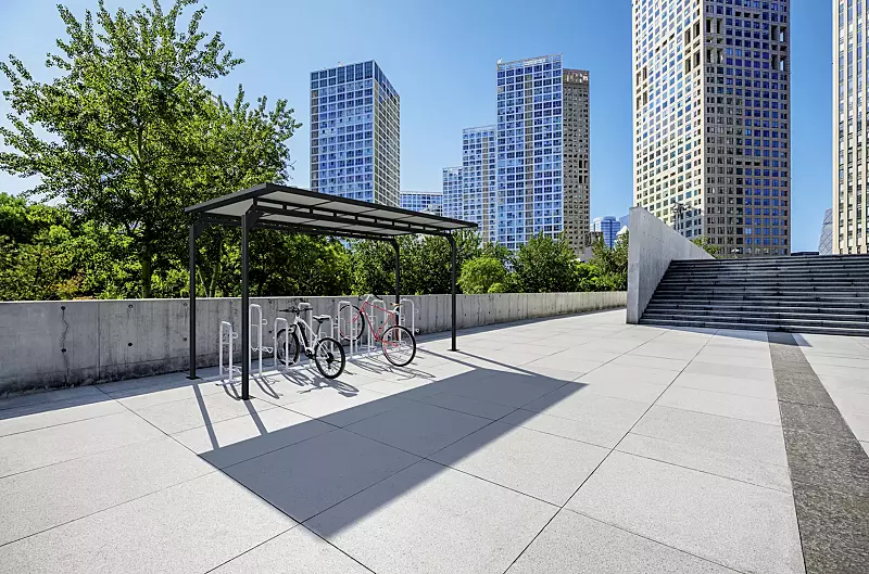 fahrradueberdachung-matrix-pro__shoKAT0077728 Fahrradüberdachung MATRIX PRO, Dachbreite x Dachtiefe 5090 mm x 2750 mm, Stahlkonstruktion in RAL 7016, Fahrradparker ZIROS