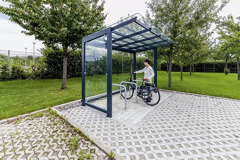 Fahrradüberdachung PICTOR, Dachbreite x Dachtiefe 3500 mm x 2250 mm, Rück- / Seitenwände ESG, Klarglas, Anlehnbügel FLORIDA, Stahlkonstruktion in RAL 7016 anthrazitgrau
