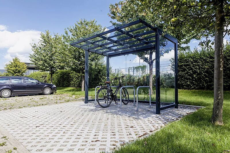 Fahrradüberdachung PICTOR, Dachbreite x Dachtiefe 3500 mm x 2250 mm, Rück- / Seitenwände ESG, Klarglas, Anlehnbügel FLORIDA, Stahlkonstruktion in RAL 7016 anthrazitgrau