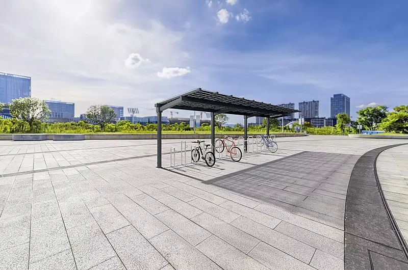 Fahrradüberdachung TUCANA PV, Dachbreite x Dachtiefe 9300 mm x 2300 mm, Stahlkonstruktion in RAL 7016, Fahrradparker ZIROS