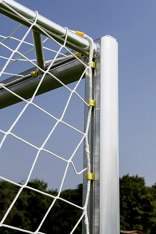 fussballtor-safeness__shoKAT0058594 Torprofil mit Nut und Netzhalter