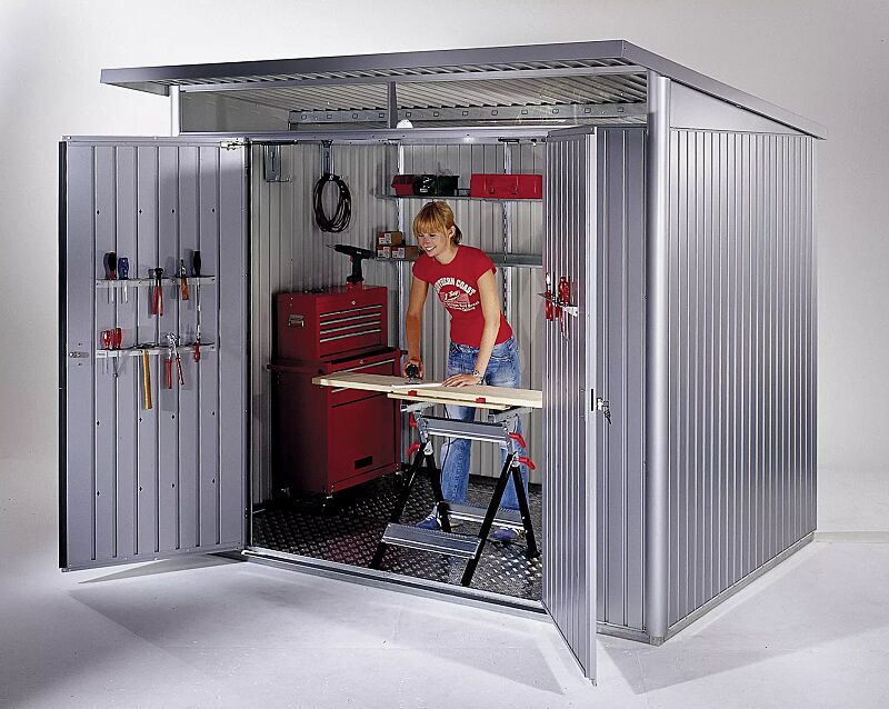 Gerätehaus AVANTGARDE®, Modell 2, in silber-metallic, mit Doppelflügeltür, Aluminium-Bodenrahmen und -Bodenplatte