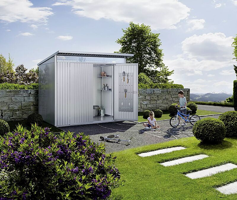 Gerätehaus AVANTGARDE®ECO, Größe A5, silber-metallic, mit Aluminium-Bodenrahmen und -Bodenplatte, Werkzeughalter in Tür, Regalböden-Set, mit Doppelflügeltür