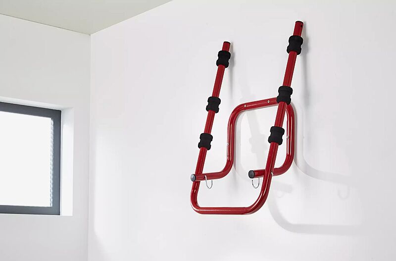 Hängeparker ISLAND, 3 Stellplätze, mit schwarzem Schaumstoff ummantelt