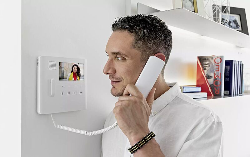 innenstation-saumur__shoKAT0070181 Video-Türsprechanlage SAUMUR