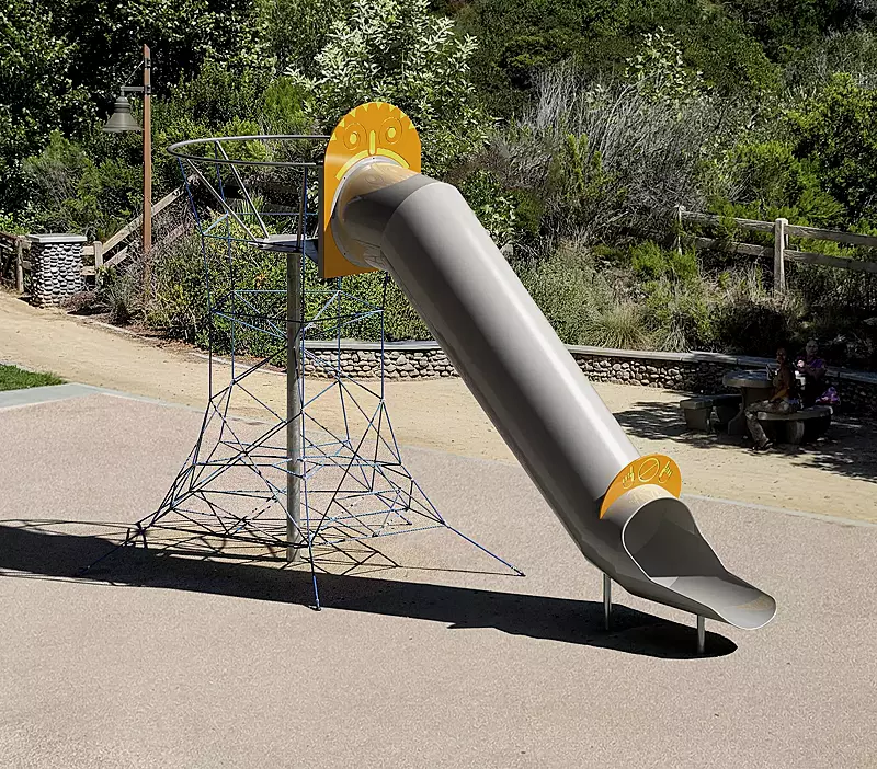 Klettergerüst VULKAN, HDPE-Kunststoffpaneele in signalgelb ähnlich RAL 1003, Kletterseile in Blau