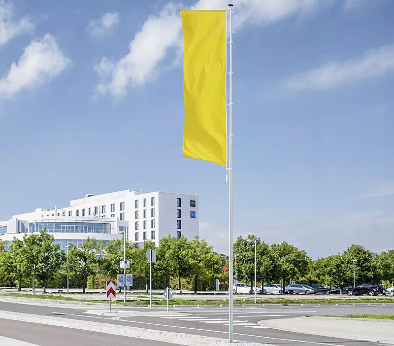 Konischer Aluminium-Fahnenmast MACON mit Teleskopausleger