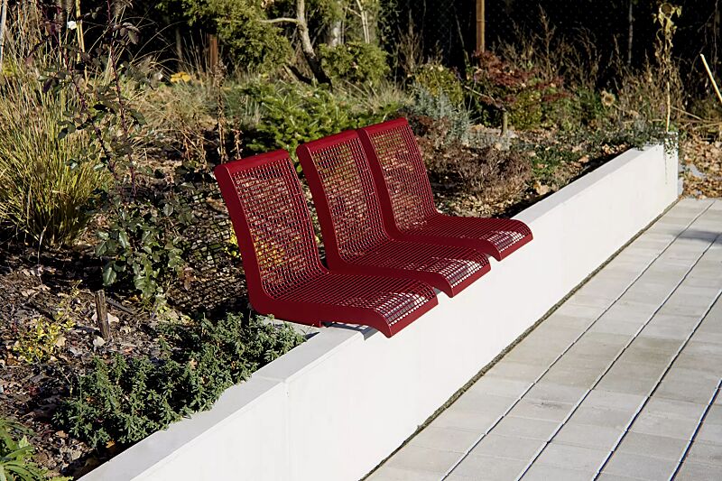 mauerauflage-linus__shoKAT0024537 Mauerauflage LINUS mit Rückenlehne, Einzelsitz, in RAL 3005 weinrot