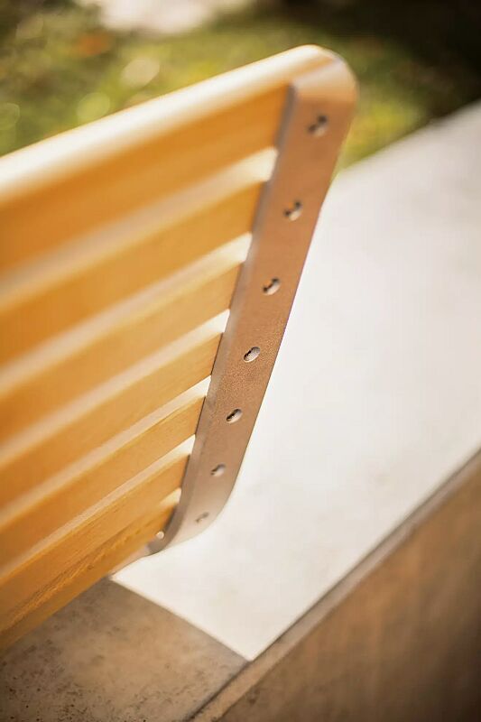 mauerauflage-port__shoKAT0057198 Detail: Rückenlehne