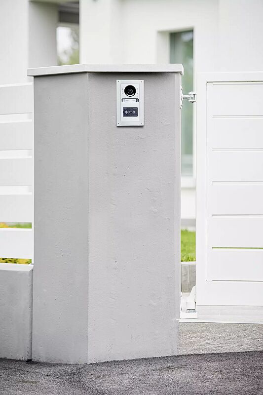 Außenstation LAURIS mit 2 Modulen, Audio-/Videomodul mit Statusanzeige und 2 Klingeln, RFID-Lesemodul