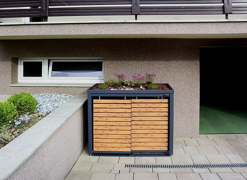 muellbehaelterschrank-styleout-linis__shoKAT0043031 Müllbehälter-Doppelschrank STYLEOUT® LINIS mit Pflanzdach, Aluminiumkonstruktion in RAL 7016 anthrazitgrau, Schiebetüren in Holzdekor Pinie