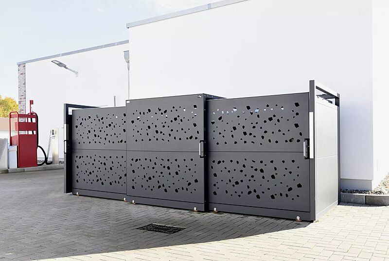 muellbehaelterschrank-styleout-tomo-1100__shoKAT0069792 Müllbehälter-Dreifachschrank STYLEOUT® TOMO 1100 für 4-Rad-Abfallgroßbehälter, Schiebetüren mit Designlochung, Aluminiumkonstruktion in RAL 7016 anthrazitgrau