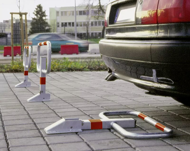 parkbuegel-serres__shoKAT0075482 Parkbügel SERRES zum Aufdübeln, mit Reflexstreifen, feuerverzinkt