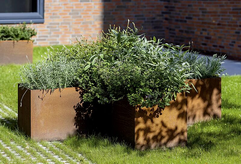 pflanzbehaelter-linn__shoKAT0073584 Pflanzbehälter LINN, rechteckig, aus Cortenstahl