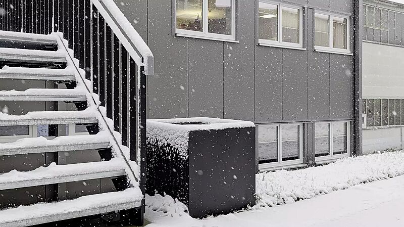 pflanzbehaelter-malout-new__shoKAT0077133 Pflanzbehälter MALOUT NEW, quadratisch, 248 Liter, Höhe 700 mm, Stahlteile in DB 703 eisenglimmer