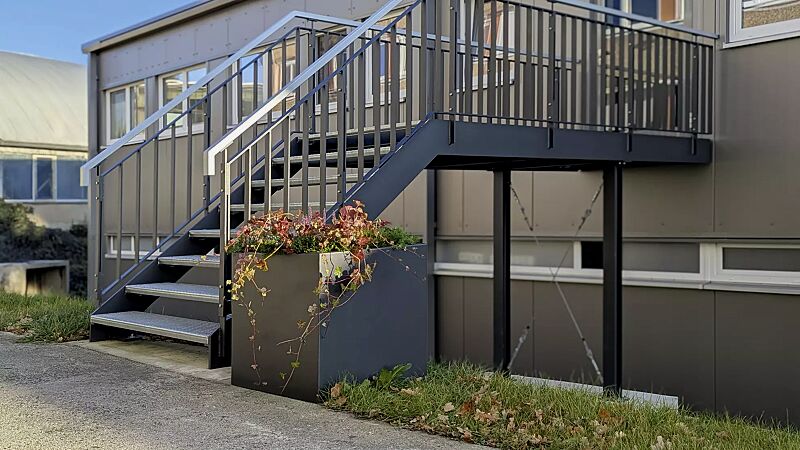 pflanzbehaelter-malout-new__shoKAT0077210 Pflanzbehälter MALOUT NEW, quadratisch, 248 Liter, Höhe 700 mm, Stahlteile in DB 703 eisenglimmer