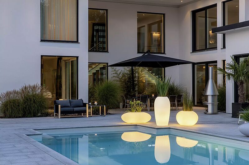 Pflanzbehälter MALUR-LIGHT, transluzent beleuchtet