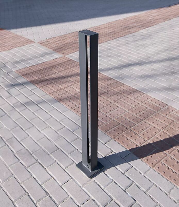 Poller ELIAS ohne Stadtwappen, in DB 703 eisenglimmer