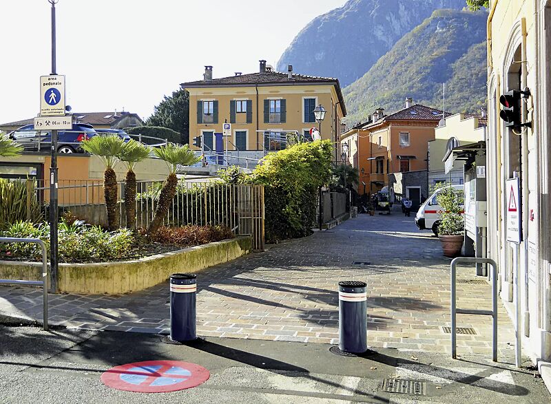 Poller MATHA in RAL 7016 anthrazitgrau