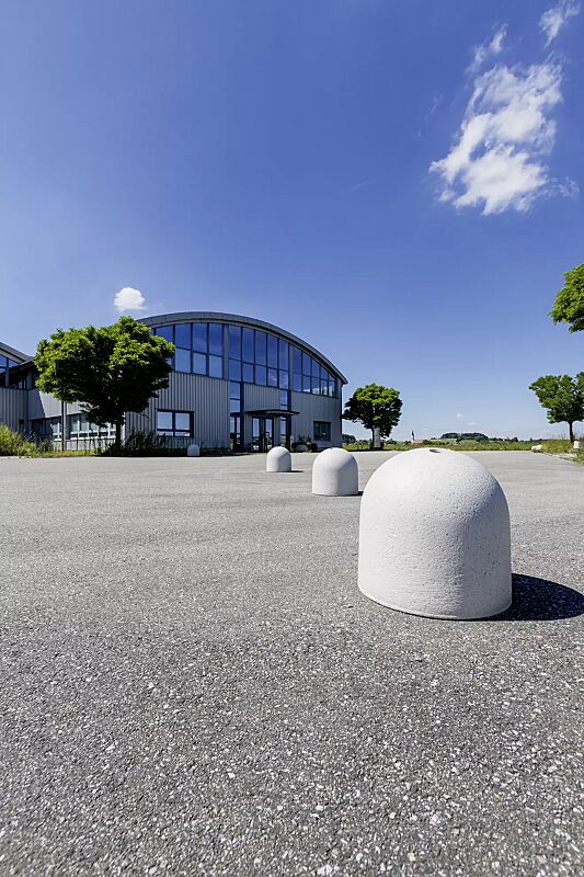 poller-titano__shoKAT0055227 Poller TITANO aus Beton geschliffen, in Granitoptik weiß