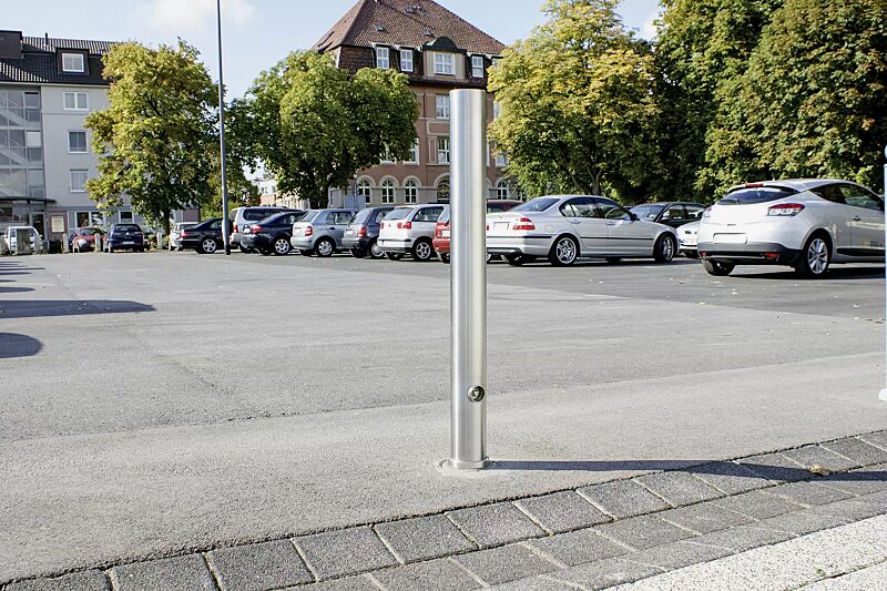 Rammschutzpoller BARGES, herausnehmbar, mit Dreikantschloss, Ø 154 mm