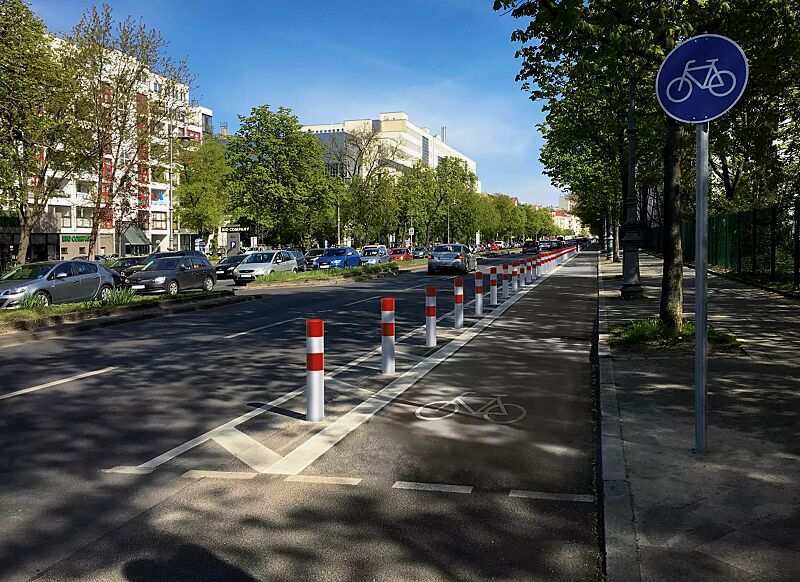 Rammschutzpoller BESKYT Ø 194 mm, zum Einbetonieren, rot-weiß kunststoffbeschichtet