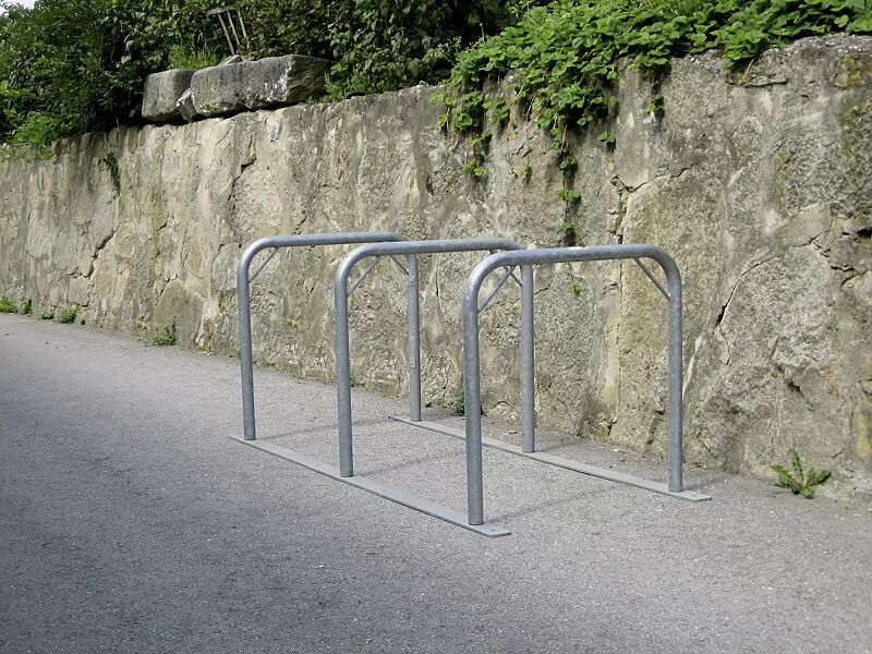 Reihenanlehnbügel SPRINGS, 3er-Einheit