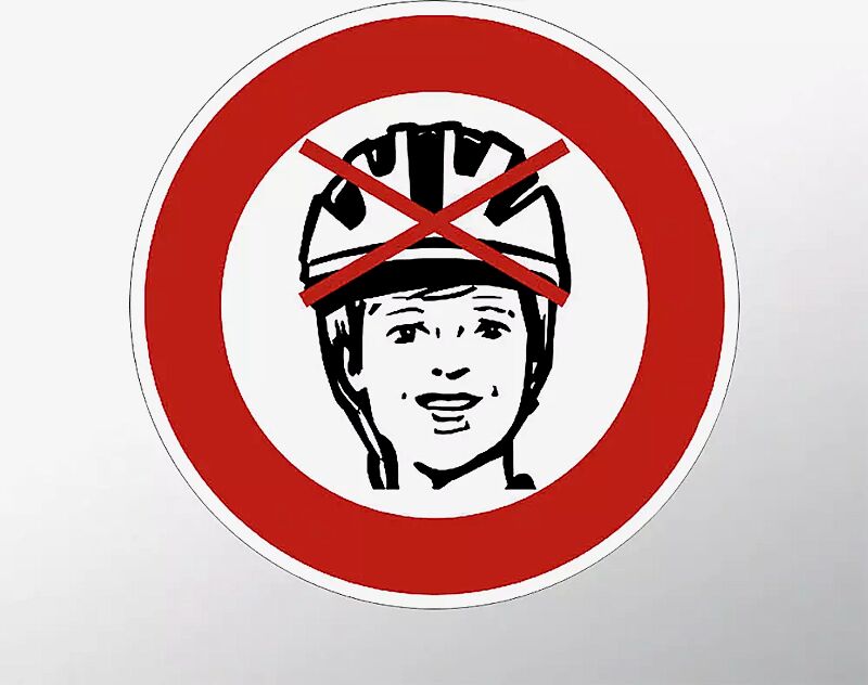 Schild: "Spielgeräte mit Helm beklettern verboten"