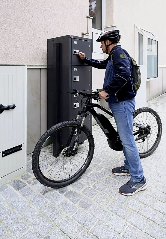 schliessfachanlage-secure__shoKAT0077288 Schließfachanlage SECURE, 4 Fächer mit Elektroinstallation, Türverriegelung mittels PIN-Code-Schloss, Stahlkonstruktion in DB 703 eisenglimmer