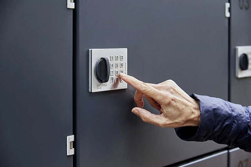 schliessfachanlage-secure__shoKAT0077375 Detail: PIN-Code-Schloss