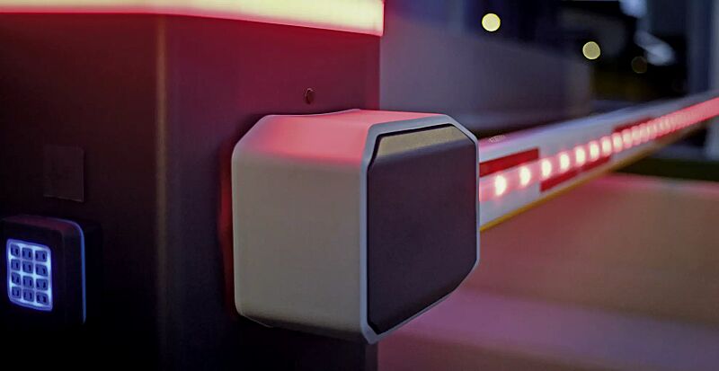 Detail: LED-Schrankenbaumbeleuchtung