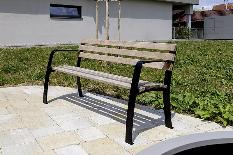 seniorenbank-caserta__shoKAT0076606 Seniorenbank CASERTA mit Rückenlehne und Armlehnen, mit Hartholzbelattung, unbehandelt