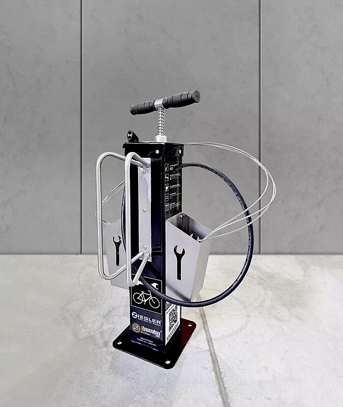 Servicestation ASSIST MINI, in RAL 9005 tiefschwarz