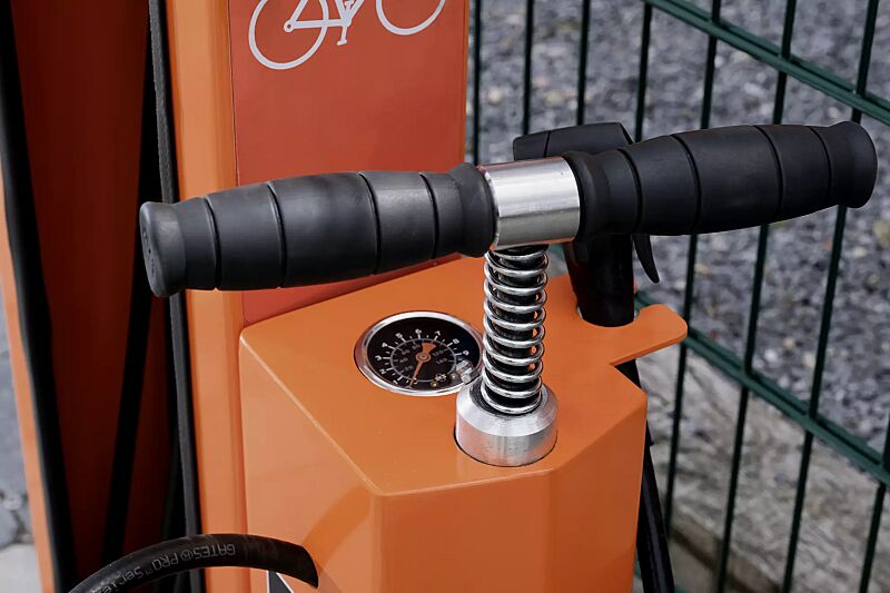 servicestation-assist__shoKAT0065029 Detail: Luftpumpe