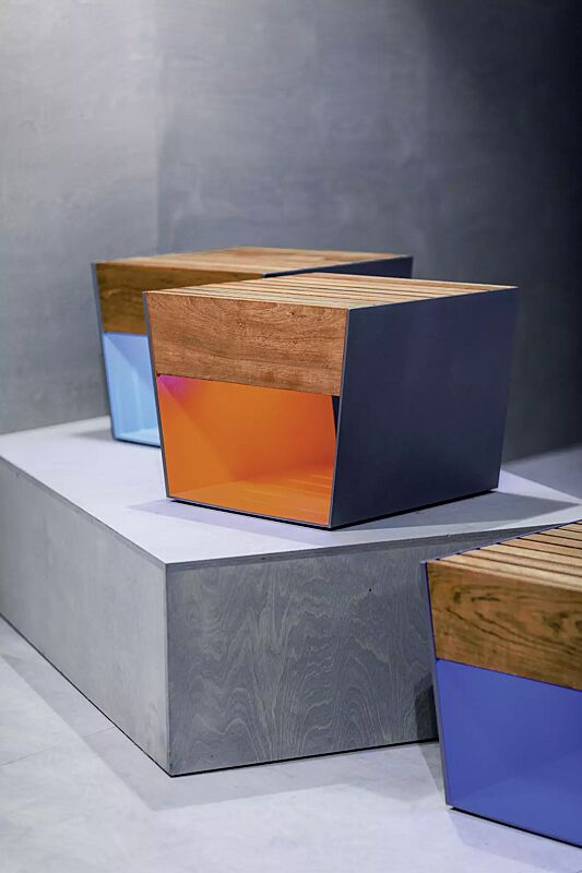 sitz-blocq__shoKAT0050608 Sitz BLOCQ mit Jatobaholzbelattung, Stahlteile in bicolor