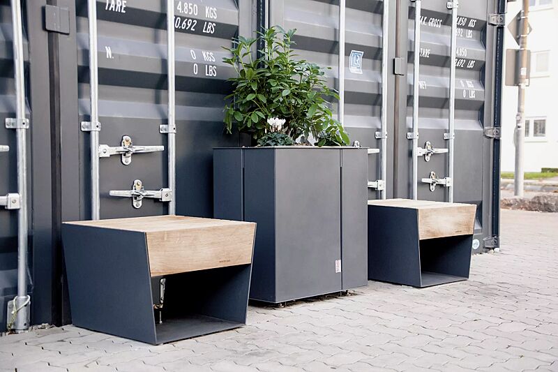 sitz-blocq__shoKAT0069850 Sitz BLOCQ mit Jatobaholzbelattung, Pflanzbehälter MALAGENO, 1000 x 440 mm, Stahlteile in RAL 7016 anthrazitgrau