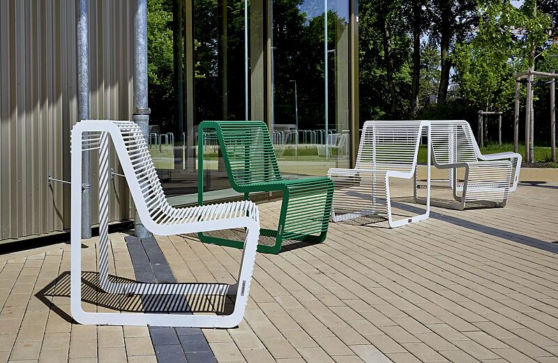 sitz-limpido__shoKAT0066686 Sitz LIMPIDO mit Rückenlehne, in RAL 9003 signalweiß und RAL 6024 verkehrsgrün