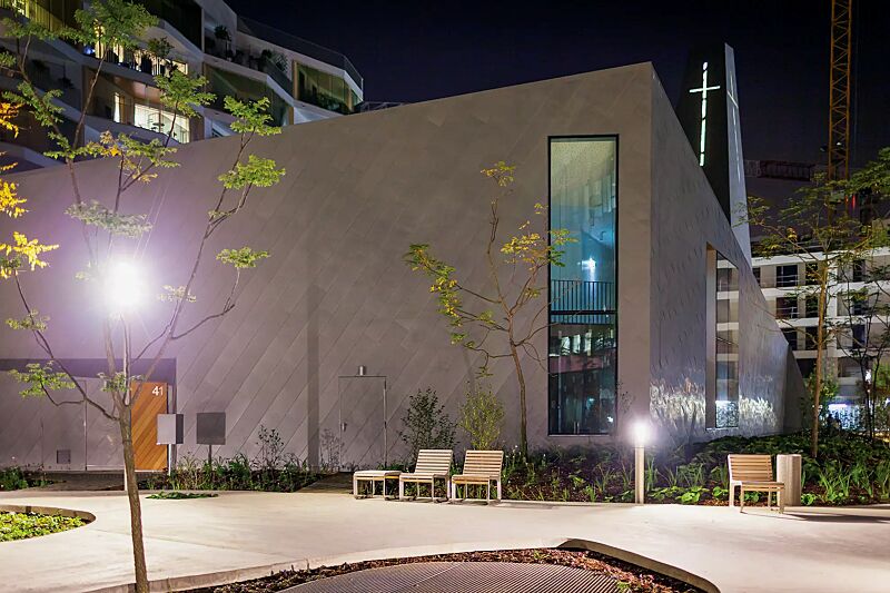 sitz-portiqoa__shoKAT0053641 Sitz PORTIQOA mit und ohne Rückenlehne, mit Robinienholzbelattung