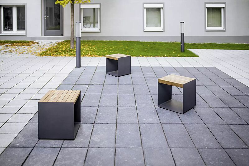 sitz-radium__shoKAT0057157 Sitz RADIUM mit Robinienholzbelattung, Stahlteile in RAL 7016 anthrazitgrau