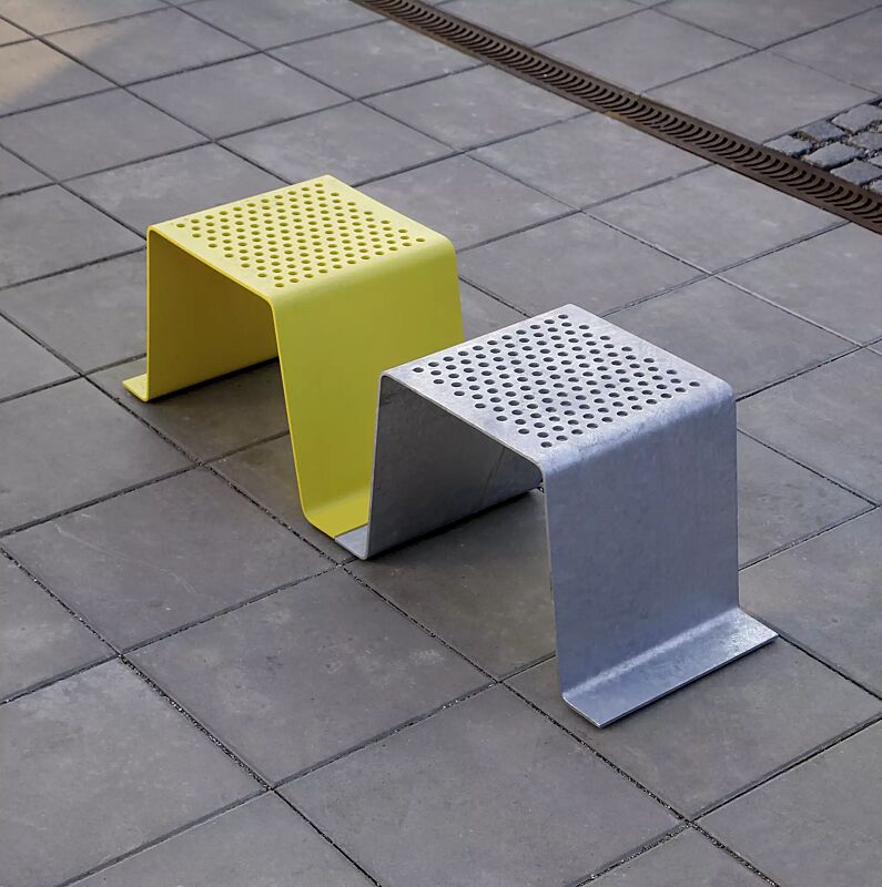 Sitz SINUS ohne Kunststoffnoppen, in RAL 1023 verkehrsgelb und RAL 9007 graualuminium (Sonderfarben auf Anfrage)