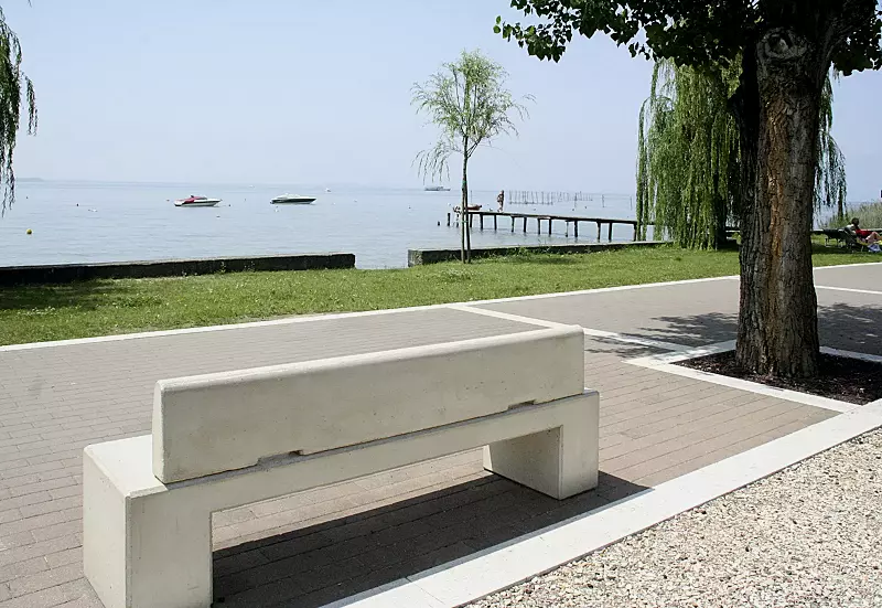 Sitzbank ALTHEA mit Rückenlehne