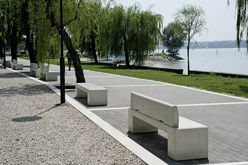 Sitzbank ALTHEA mit Rückenlehne