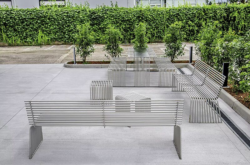 sitzbank-anzio__shoKAT0061793 Kollektion ANZIO bestehend aus Sitzbank, Sitz und Tisch, aus Edelstahl