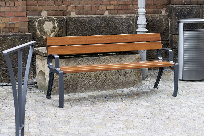 sitzbank-basic__shoKAT0055456 Kollektion BASIC bestehend aus Sitzbank, Anlehnbügel und Abfallbehälter