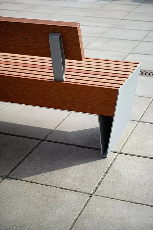 sitzbank-blocq__shoKAT0050577 Sitzbank BLOCQ mit Rückenlehne, mit Jatobaholzbelattung, Stahlteile in RAL 9007 graualuminium