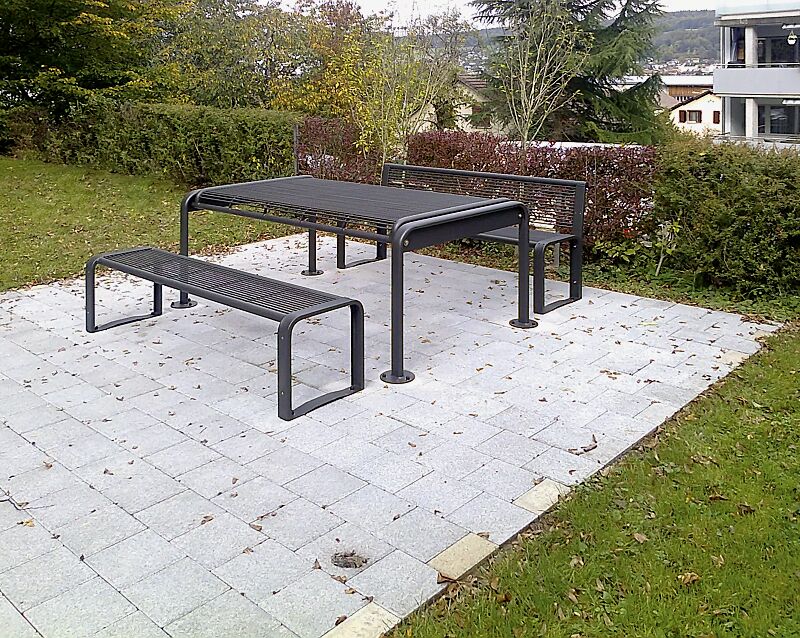 sitzbank-ethos__shoKAT0024036 Sitzbänke ETHOS ohne und mit Rückenlehne und Tisch ETHOS, in RAL 7016 anthrazitgrau