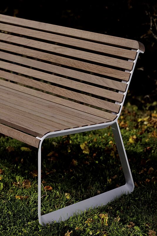 sitzbank-iglau__shoKAT0073833 Detail: Holzbelattung Thermoholz-Esche