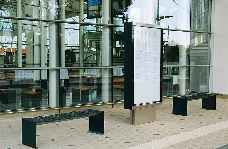 Sitzbank ONDA CITÉ, 4-Sitzer aus Stahl, in RAL 7016 anthrazitgrau