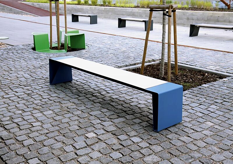 sitzbank-radium__shoKAT0042820 Sitzbank RADIUM ohne Rückenlehne, mit weißer HPL-Auflage, Stahlteile in RAL 5015 himmelblau